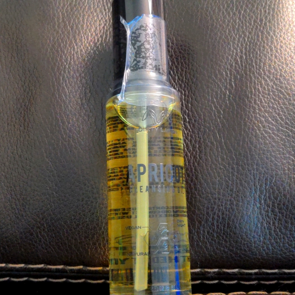 Dirty Lamb: Cleansing Oil
